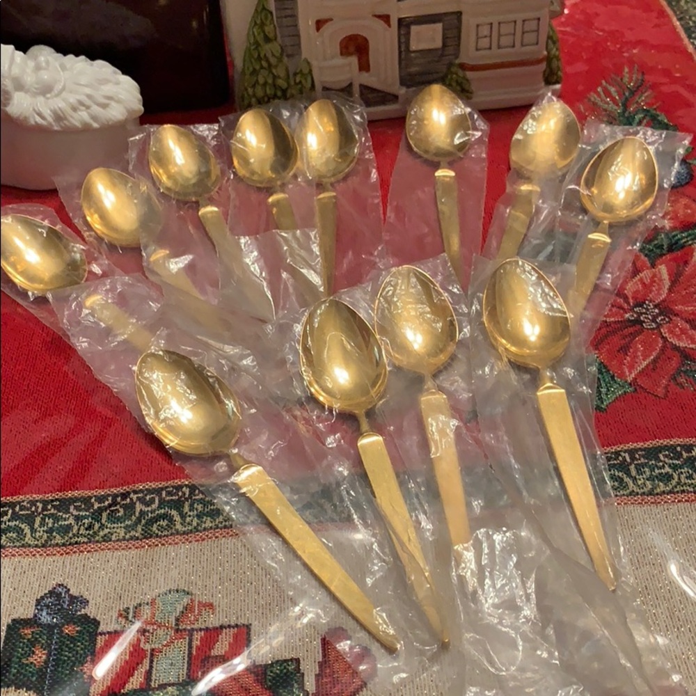 GOLDEN 12 STAINLESS STEEL TEASPOONS BUNDLE NEW  HOLDIAY CHRISTMAS THANKSGIVING